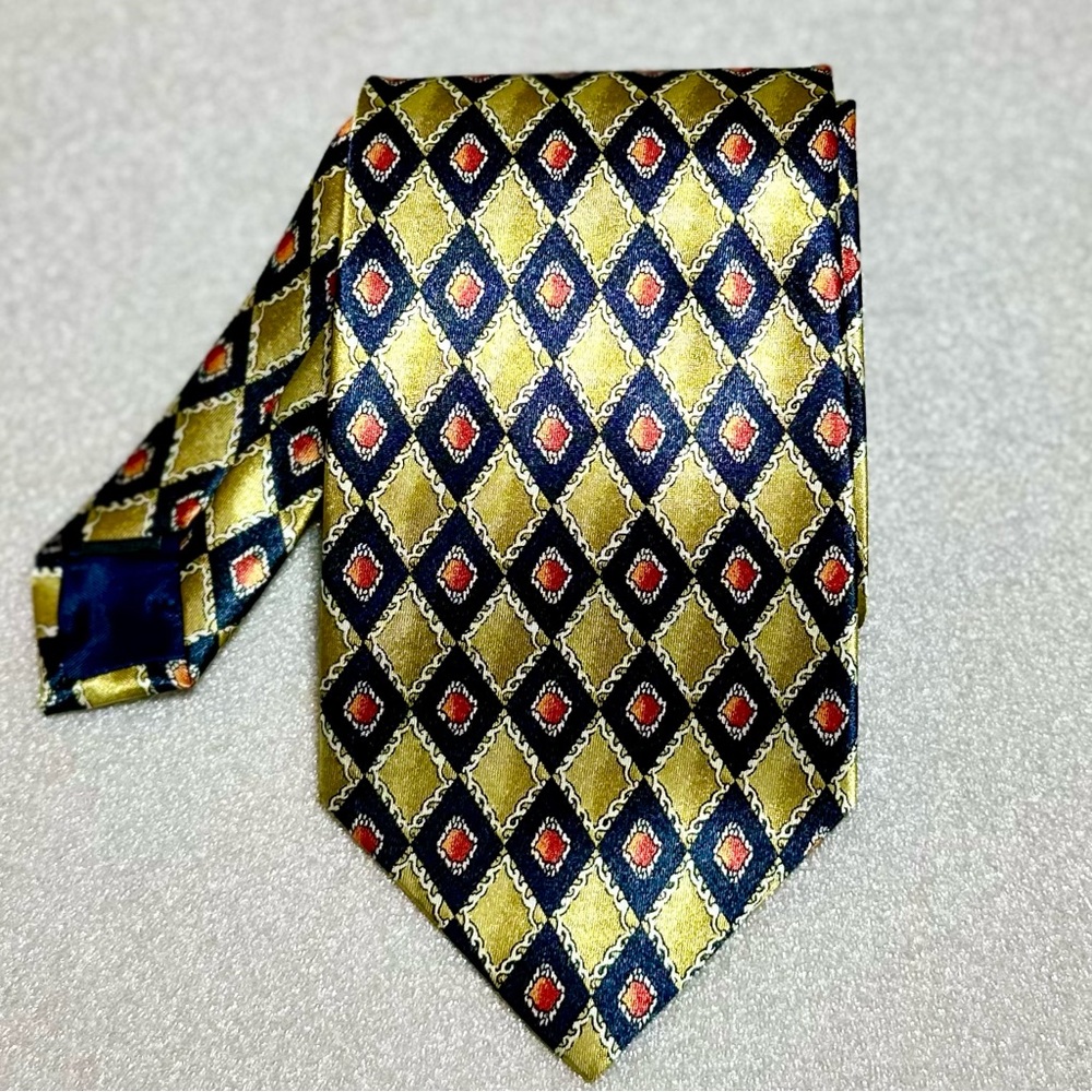 Chaser Gold, Red & Black Diamond Print Wide Tie